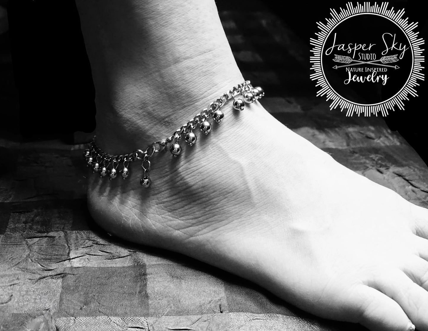 Gold Dangle Anklet with adjustable clasp and dangling beads. Chic and hypoallergenic ankle bracelet for her.