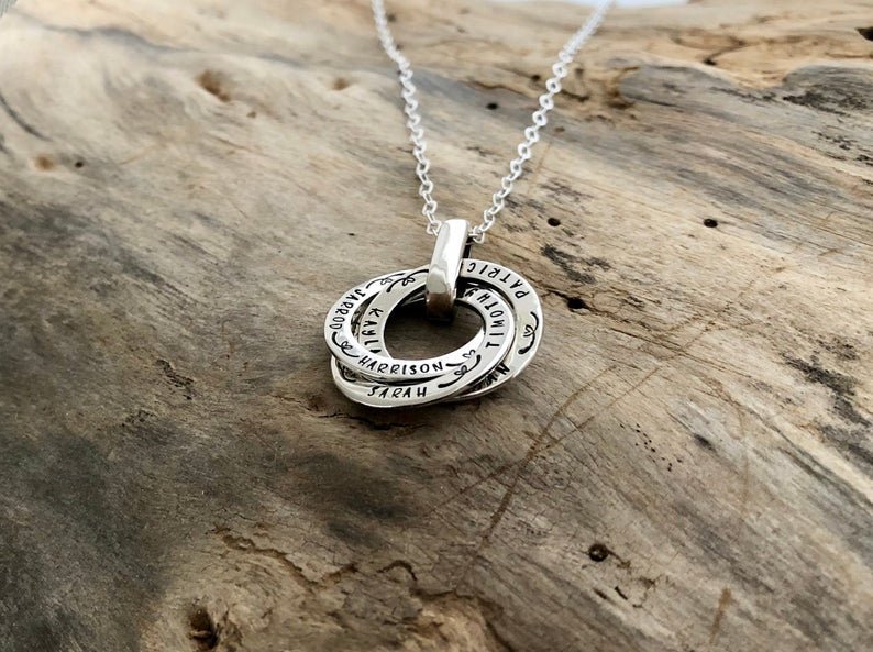 Interlocking Circle Necklace Silver