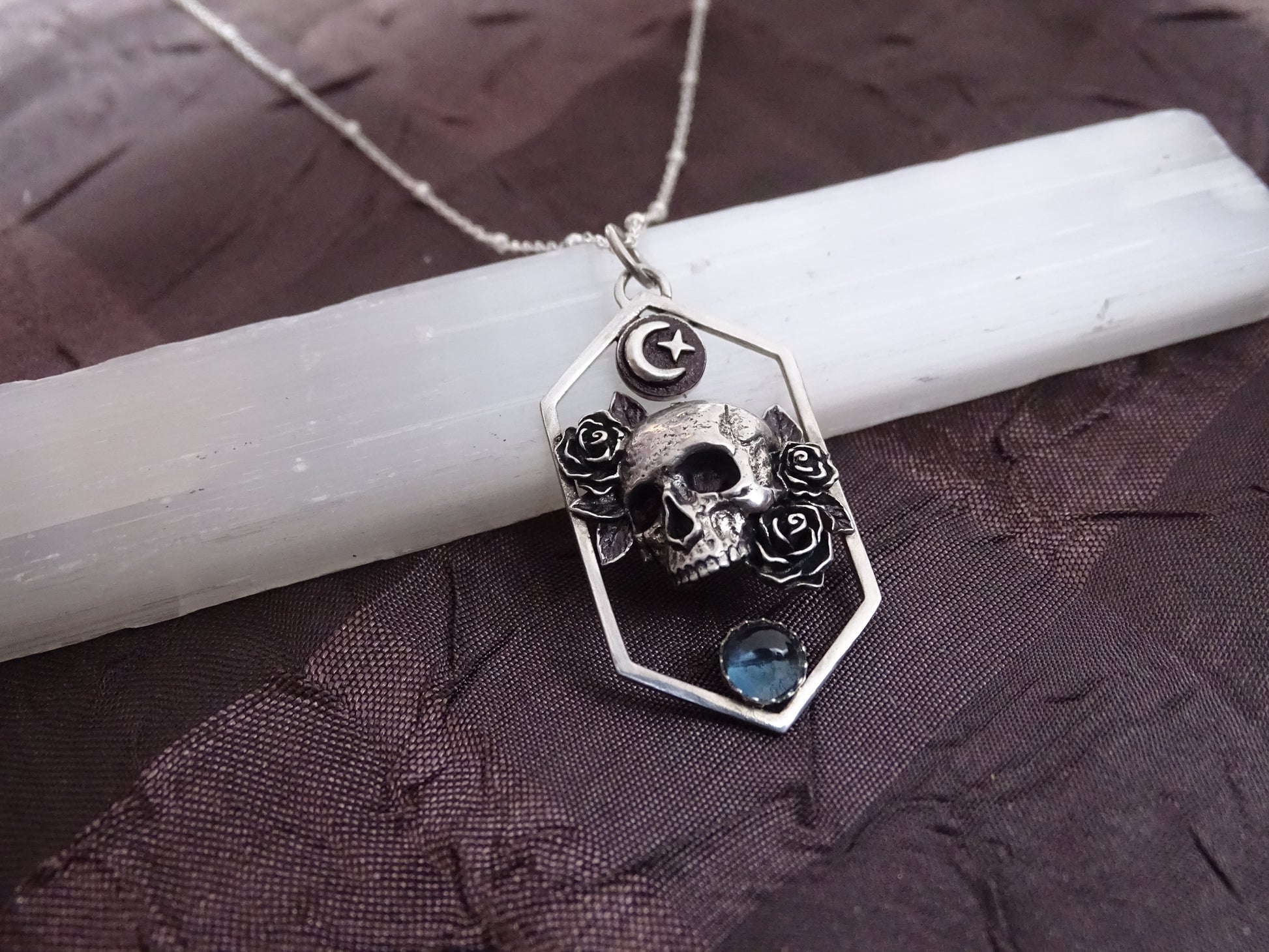 Skull and Roses Pendant