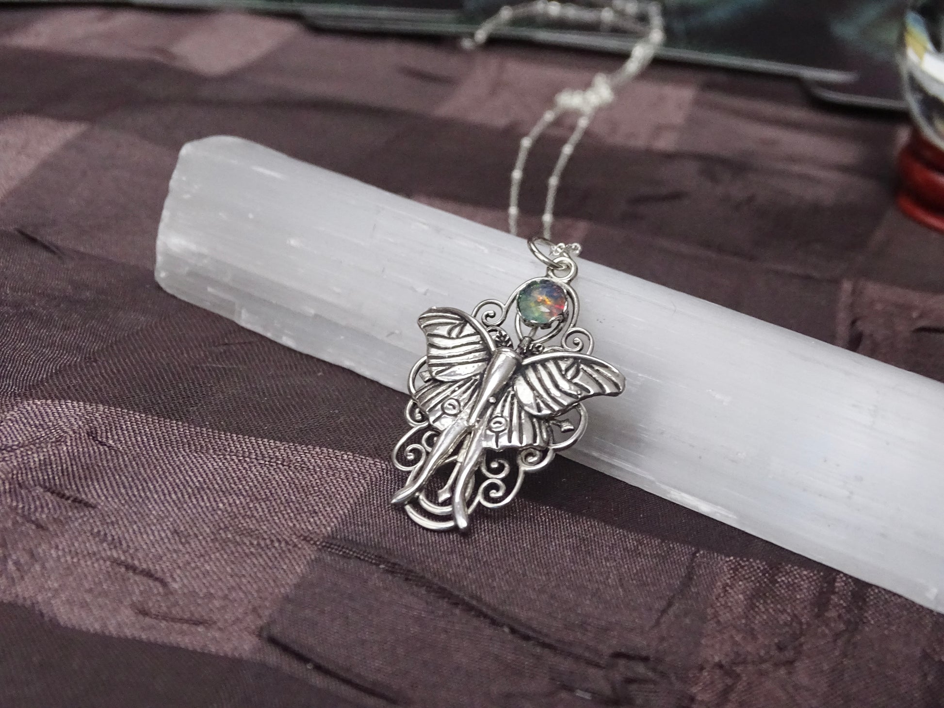 Moth necklace silver