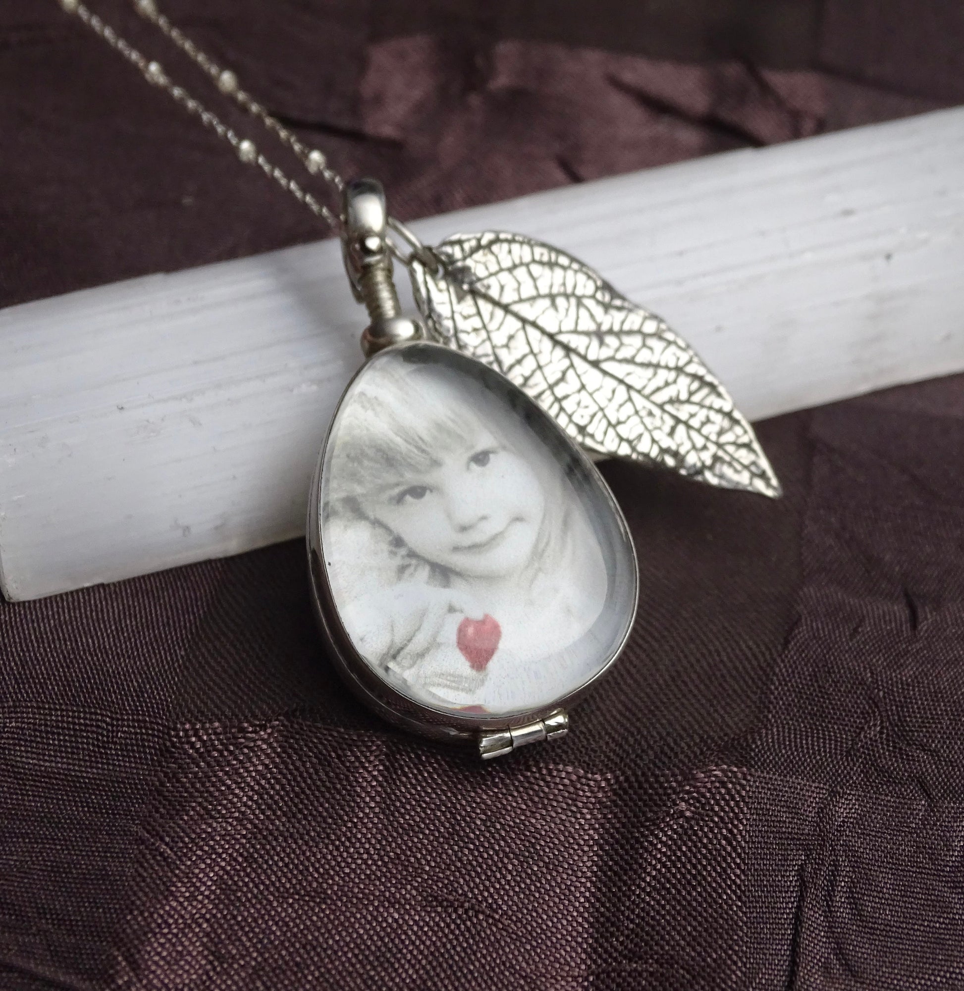 Sterling Silver Teardrop Glass Locket