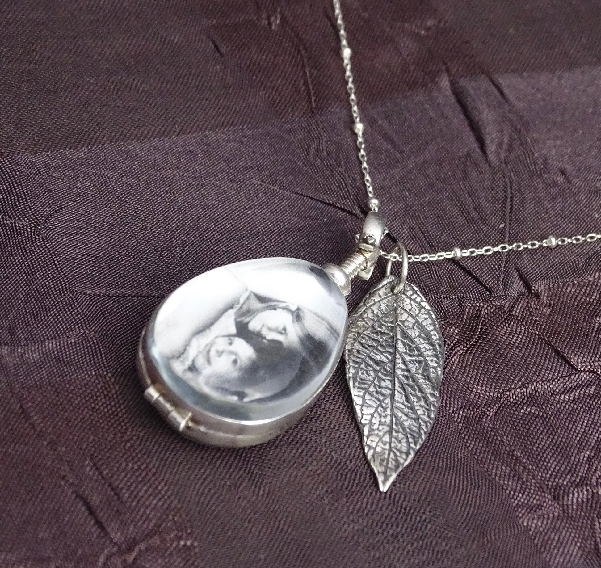 Sterling Silver Teardrop Glass Locket