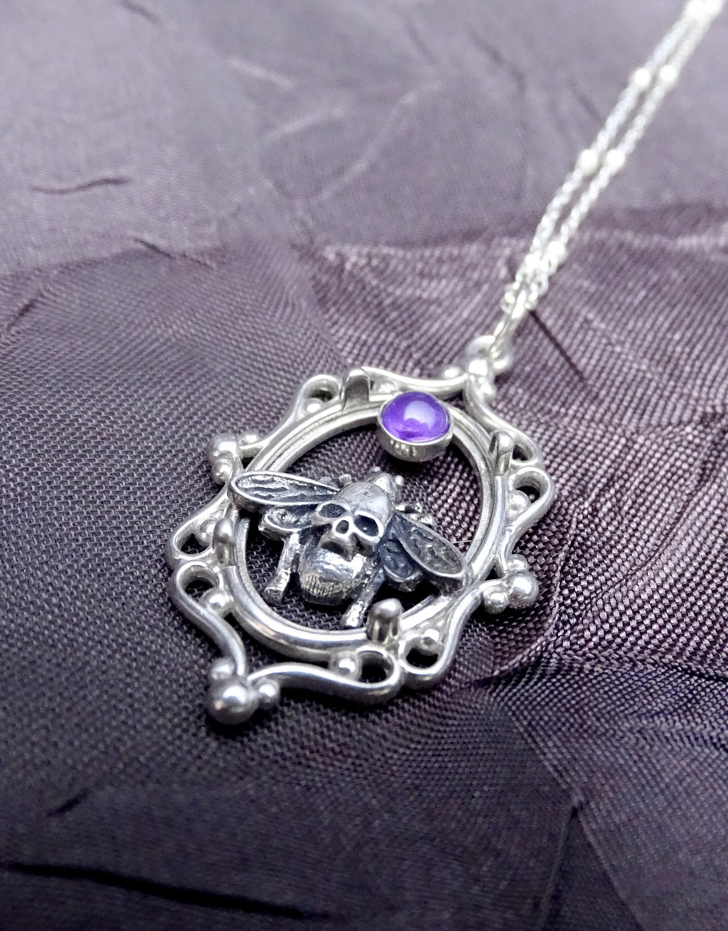 Gothic Skull Fly necklace