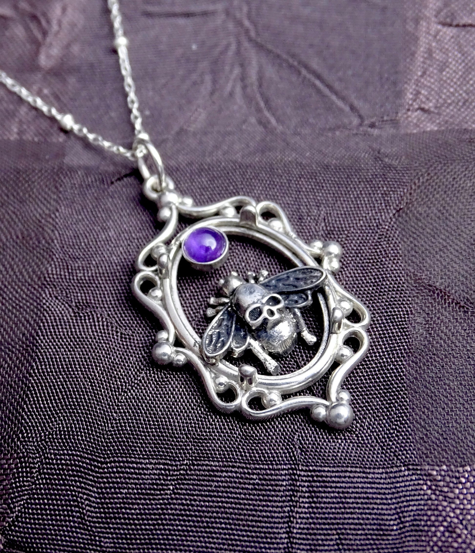 Gothic Skull Fly necklace