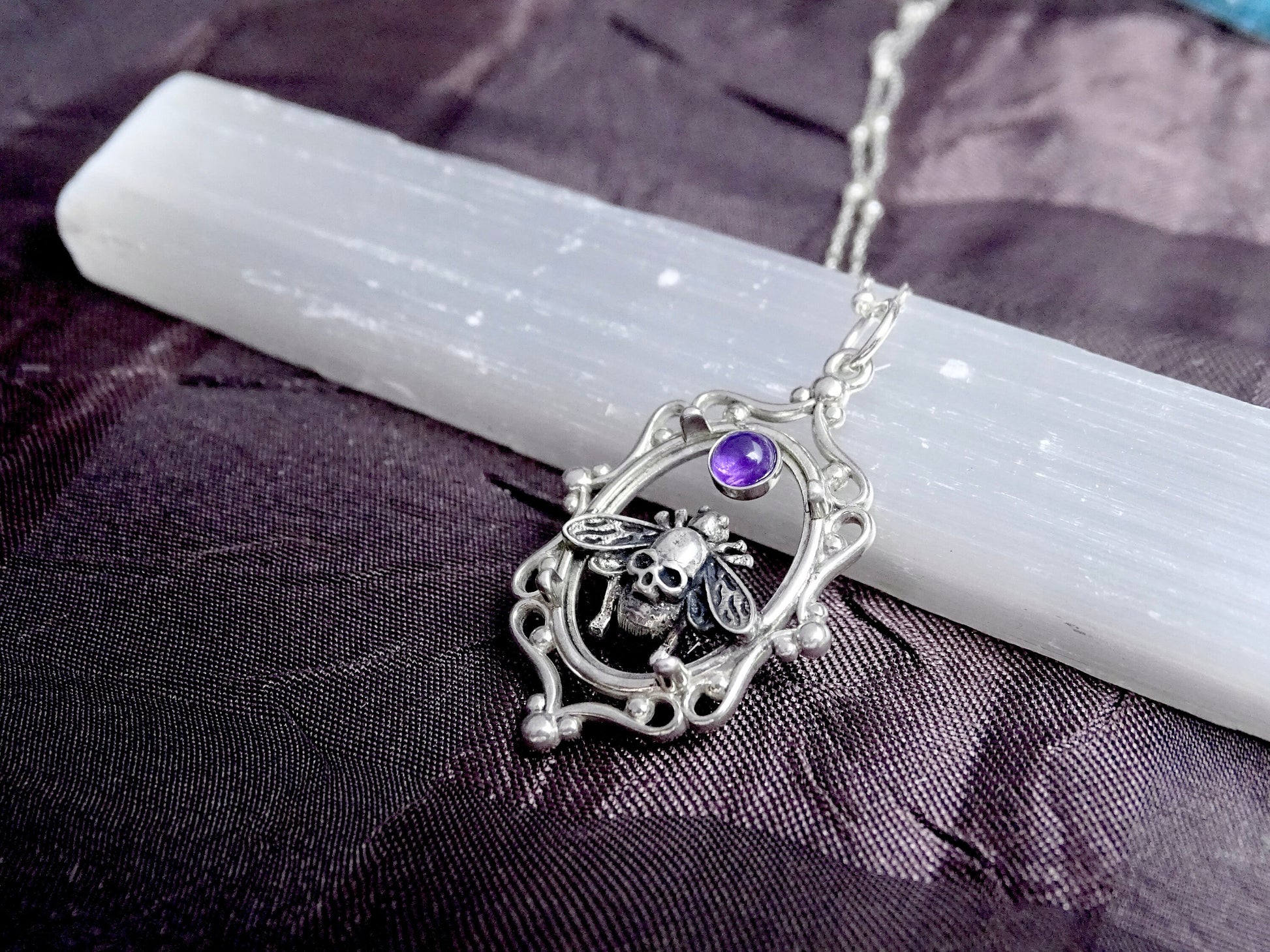 Gothic Skull Fly necklace