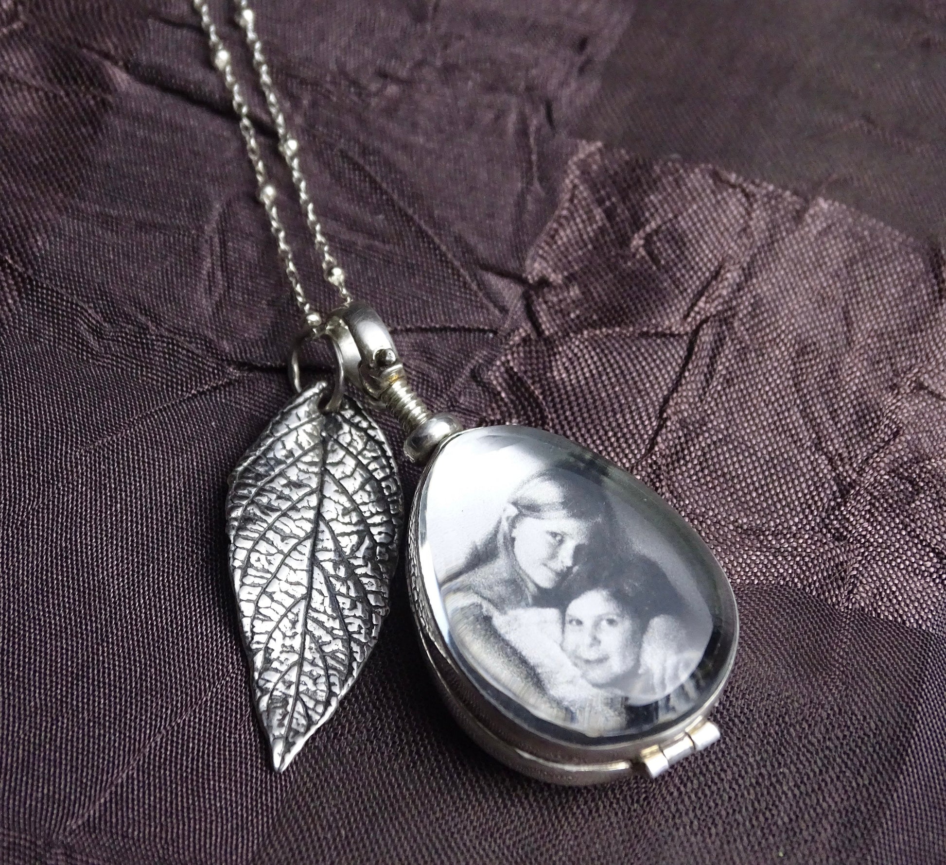 Sterling Silver Teardrop Glass Locket