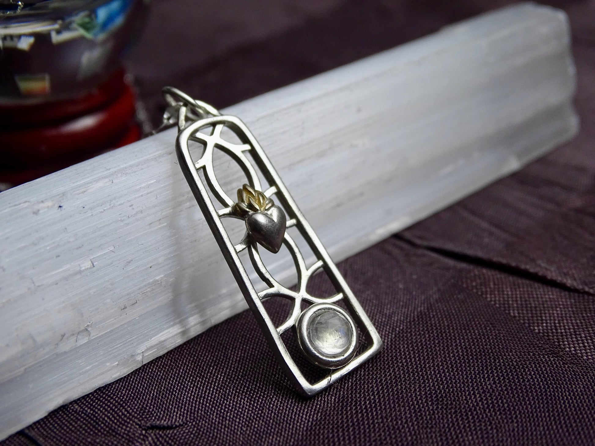 Cathedral Window Pendant