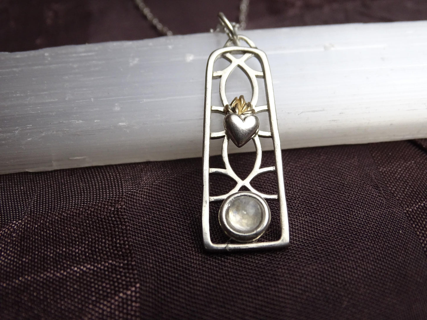 Cathedral Window Pendant