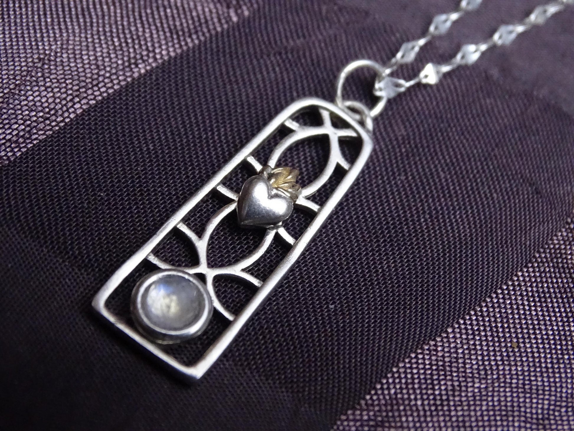 Cathedral Window Pendant