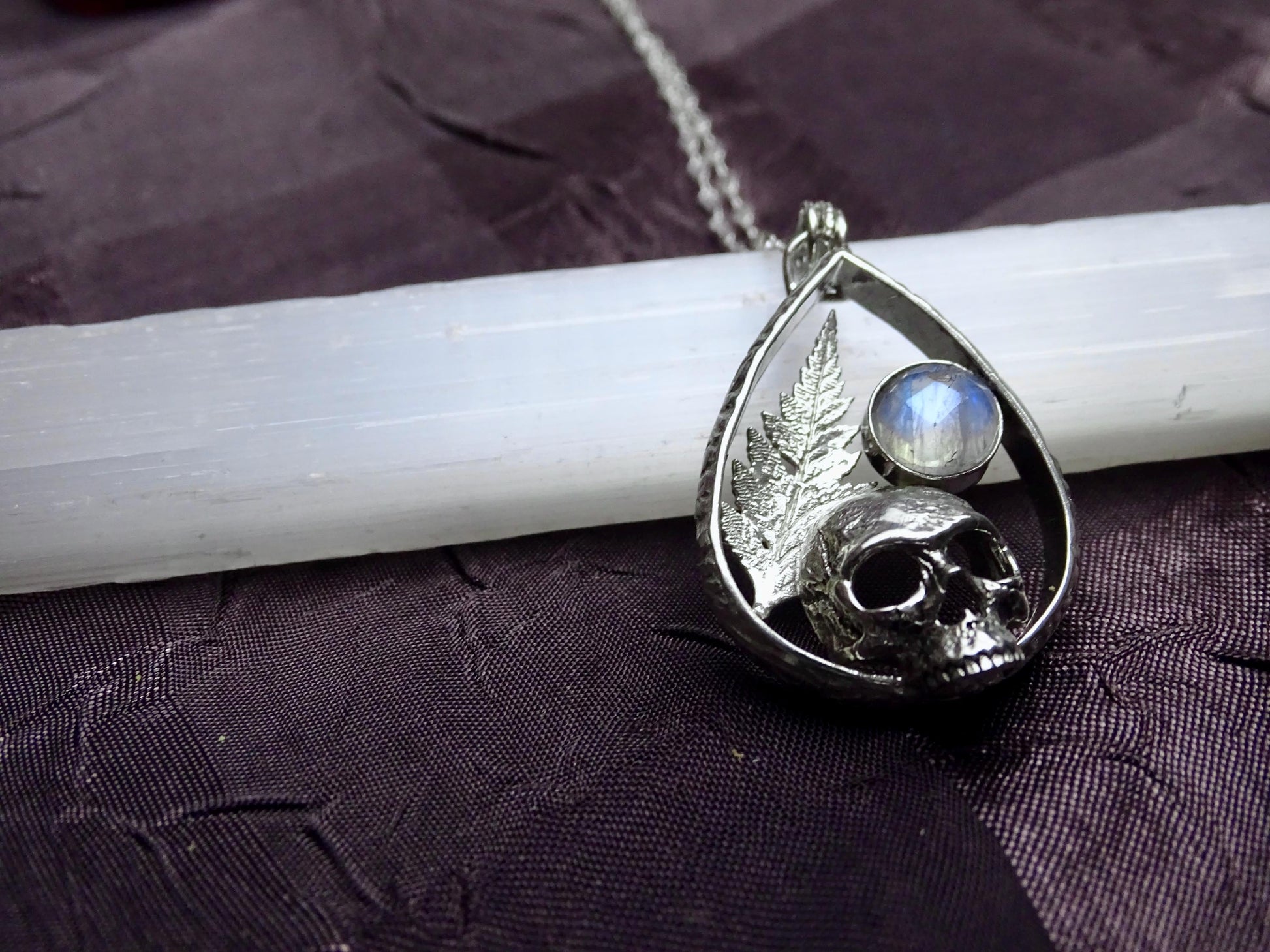Skull necklace