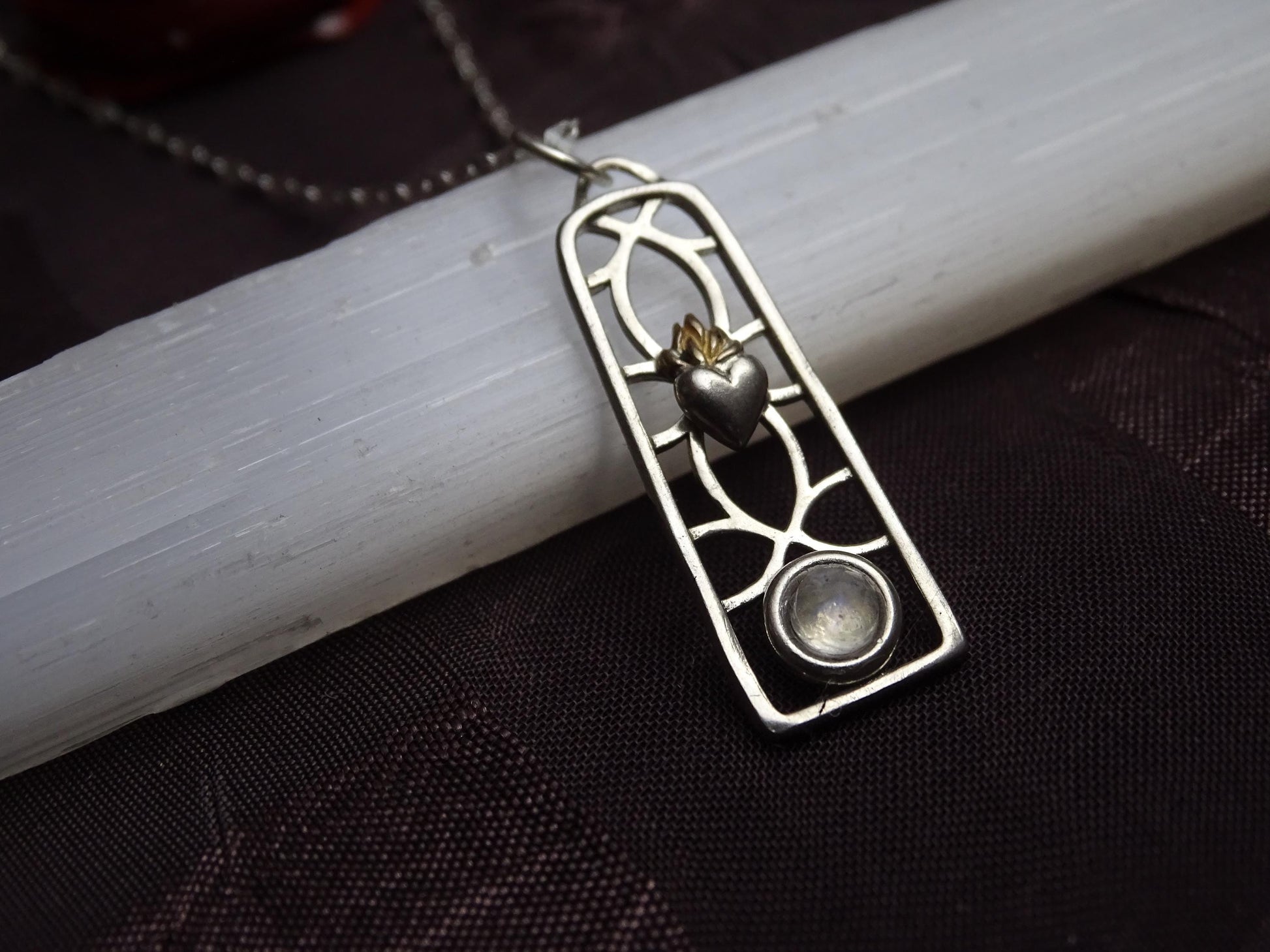 Cathedral Window Pendant