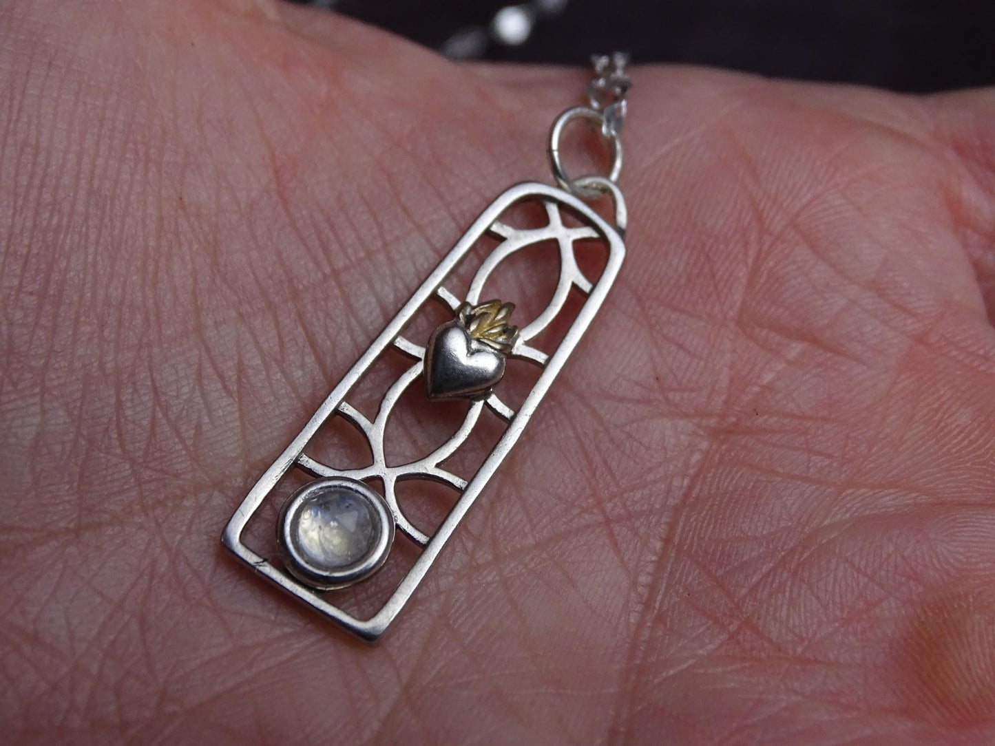 Cathedral Window Pendant