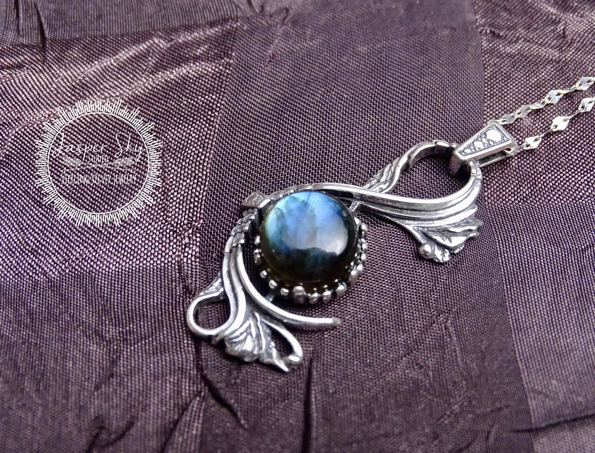 Victorian Pendant - Sterling Silver Labradorite
