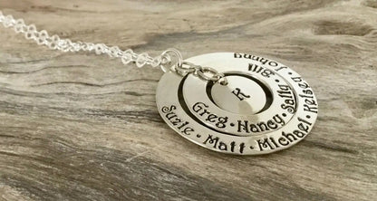 personalized necklace for mom